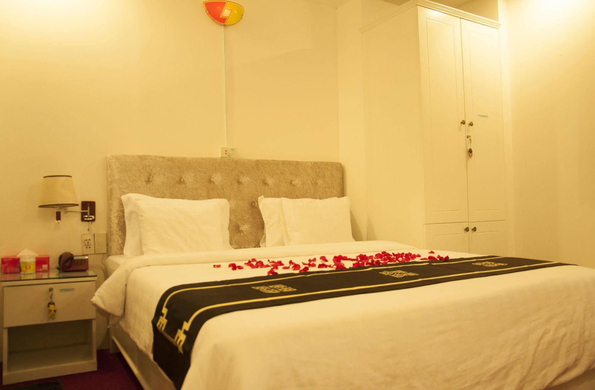 A25 Hotel - 274 De Tham Ho Chi Minh-byen Eksteriør bilde