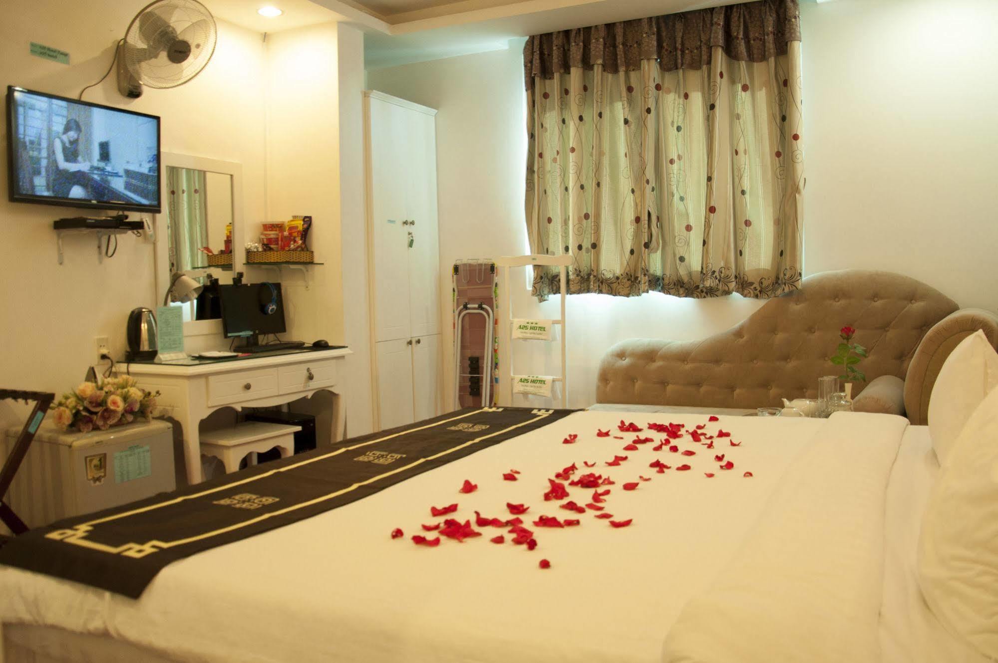 A25 Hotel - 274 De Tham Ho Chi Minh-byen Eksteriør bilde