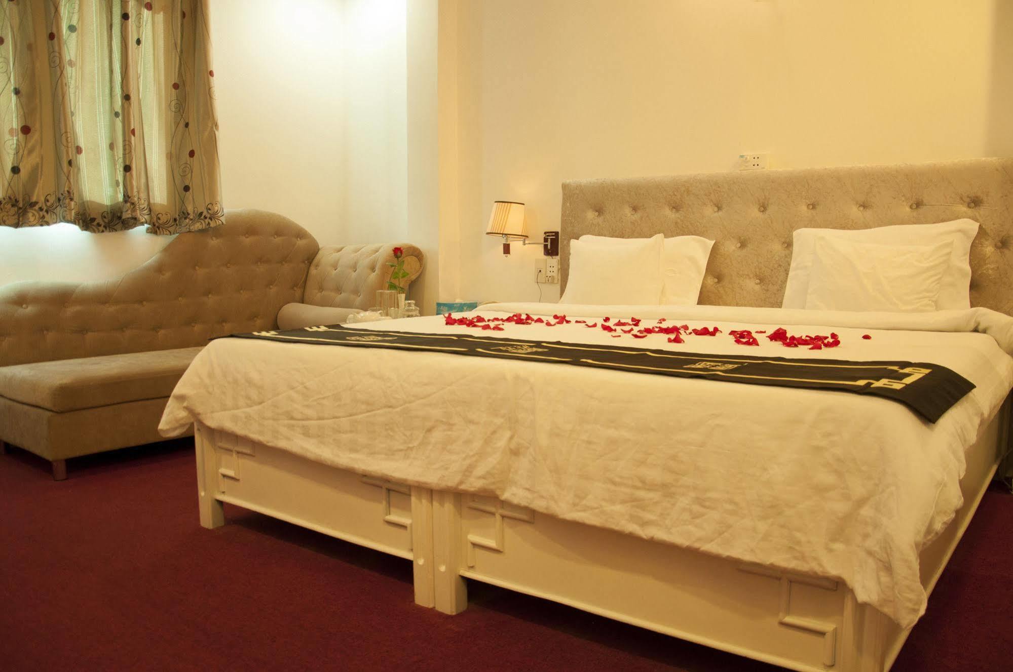 A25 Hotel - 274 De Tham Ho Chi Minh-byen Eksteriør bilde