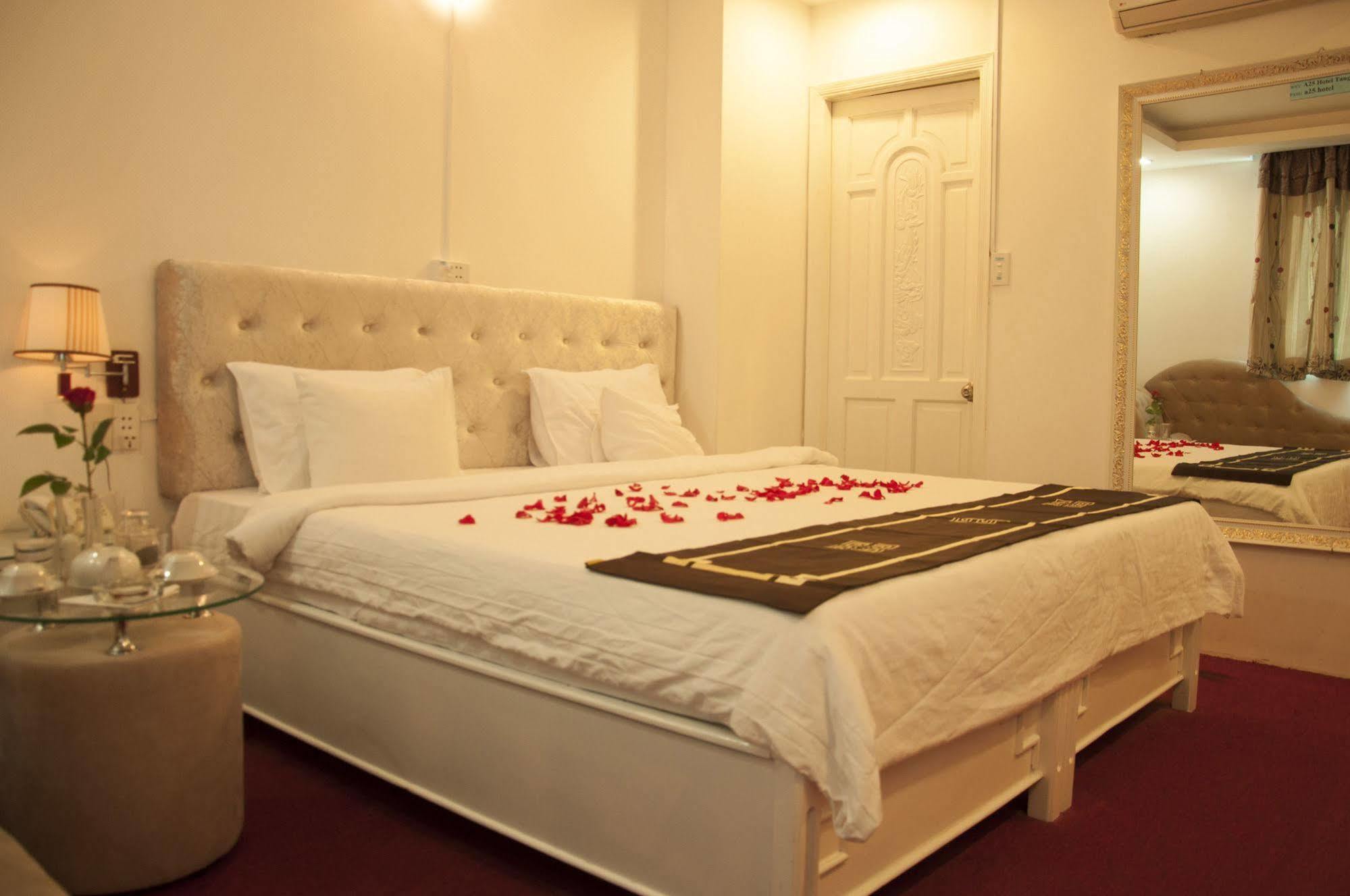 A25 Hotel - 274 De Tham Ho Chi Minh-byen Eksteriør bilde