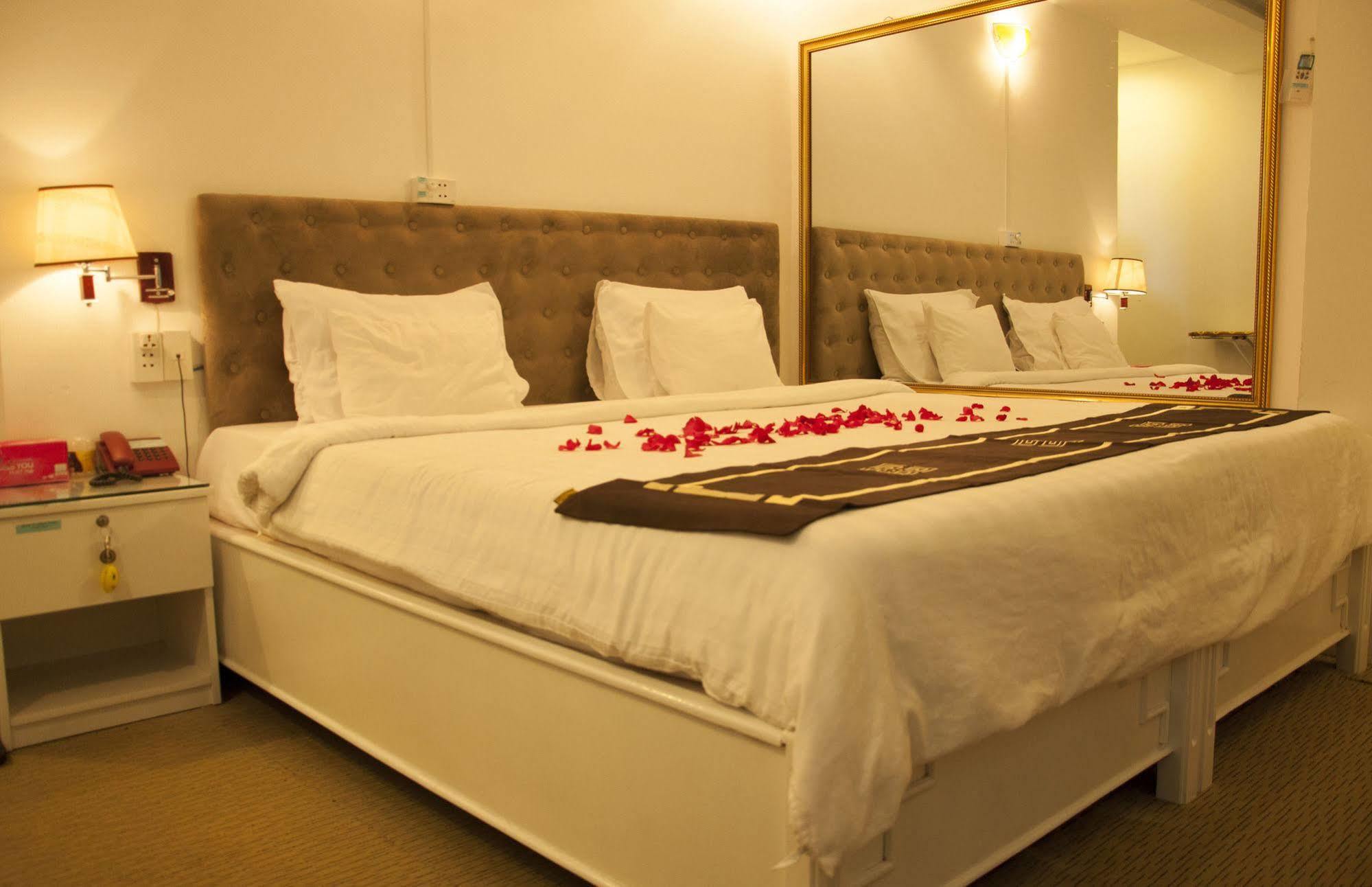 A25 Hotel - 274 De Tham Ho Chi Minh-byen Eksteriør bilde